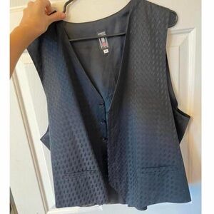 INC International Concepts Black Textured Vest